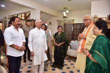 Hon'ble Governor visited residence of Shri Rajendra Vishwanath Arlekar, Honble Governor of Kerala, at Bogmalo, Vasco-Goa.  